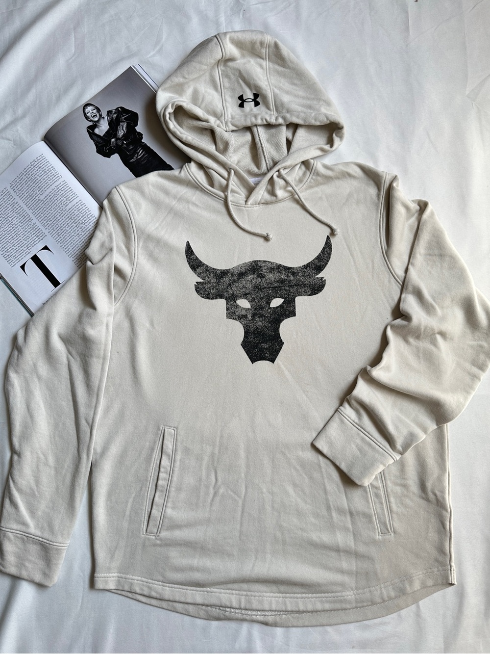 Under Armour Cream Pullover Hoodie with Black Bull Logo
